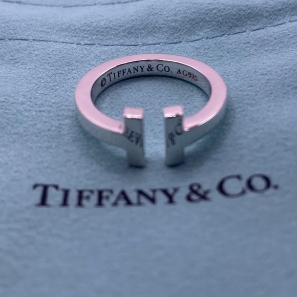 Tiffany & Co 925 Sterling Silver signature T-Ring - Picture 2 of 5